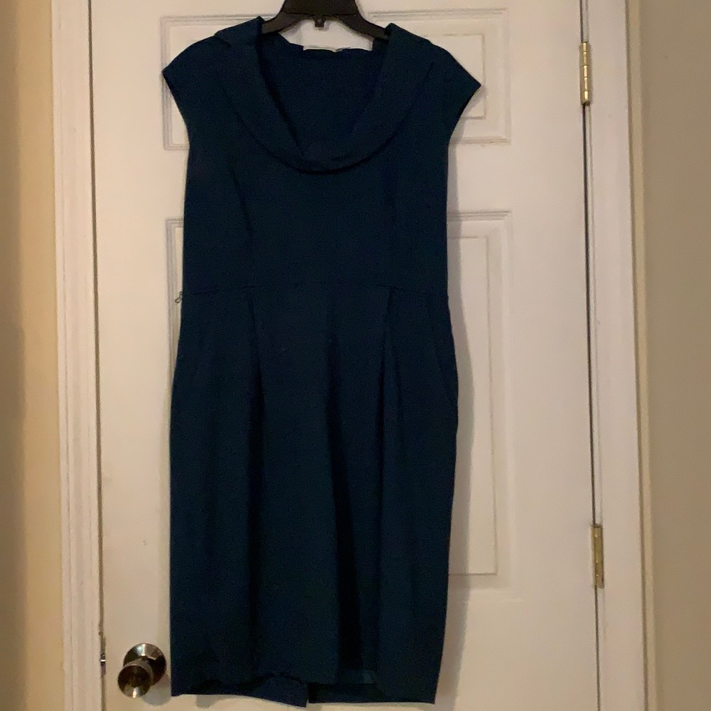 Calvin Klein cap sleeve blue  green dress with collared neckline and POCKETS!!!